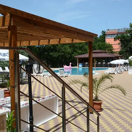 Hotel Neva Kiten (Burgas)